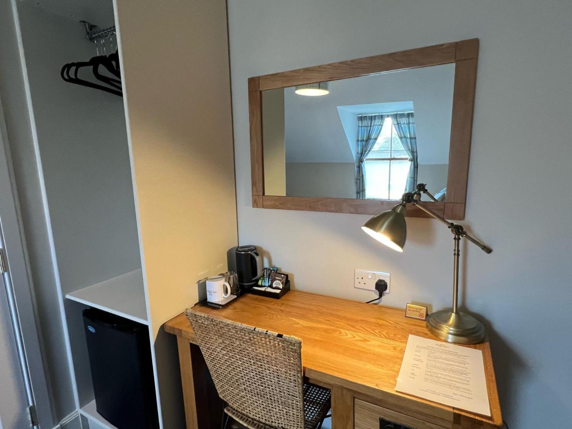 Fort Charlotte Guest House Леруик Екстериор снимка