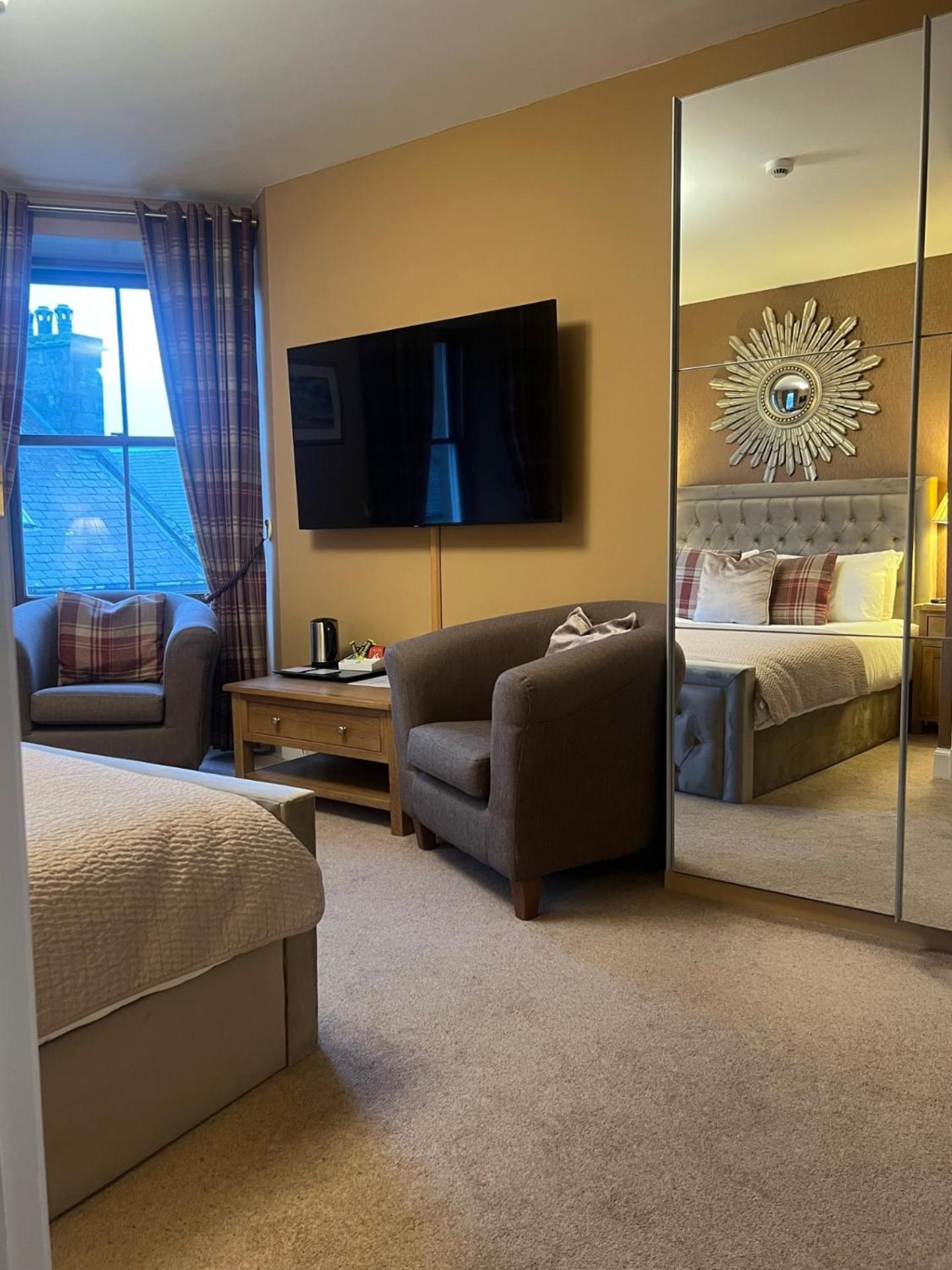 Fort Charlotte Guest House Леруик Стая снимка